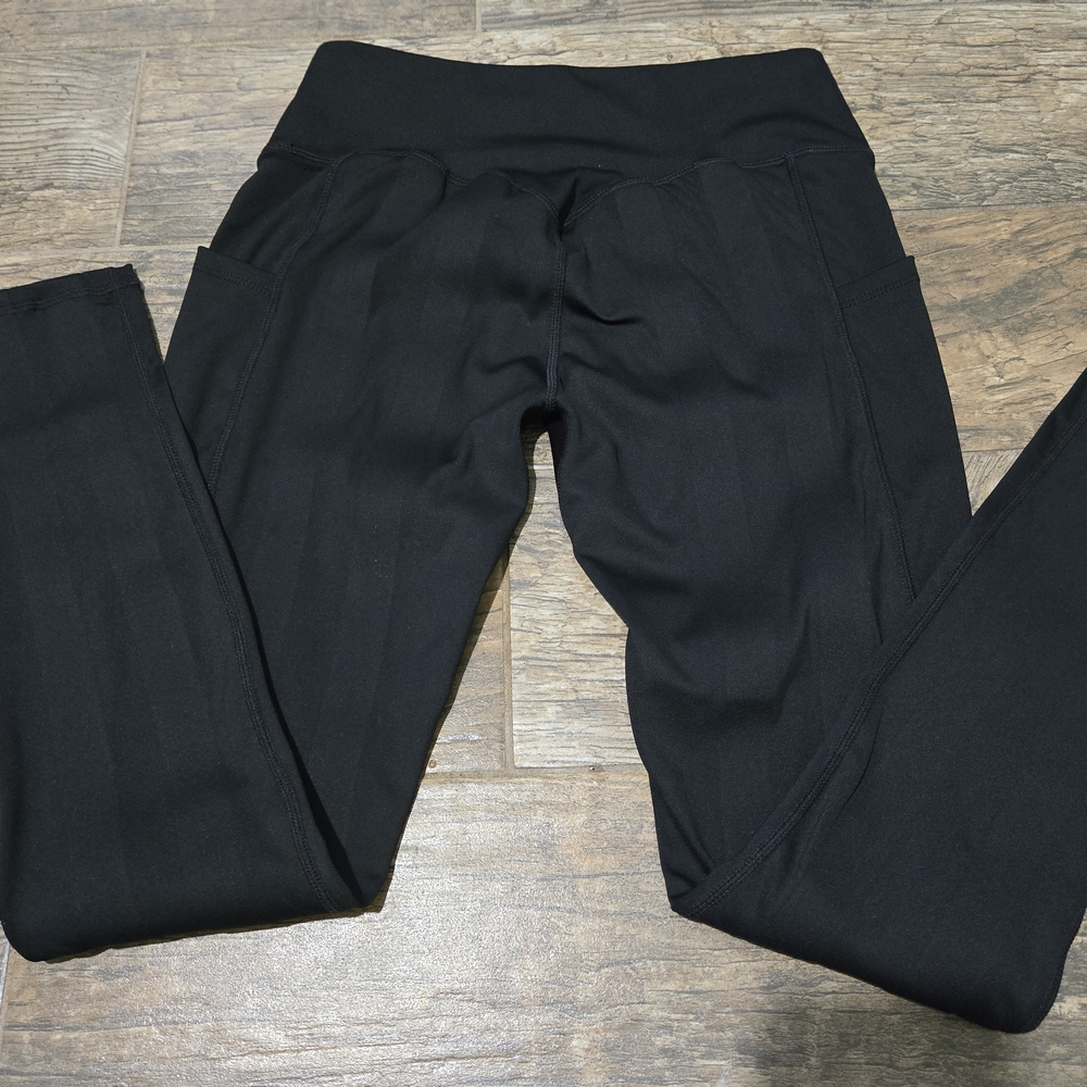 Skinnify Leggings with Built-in Resistance Bands And Side Pockets - Picture 5 of 7